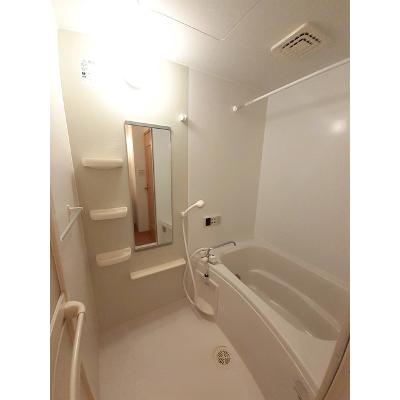 グラウクスⅡ 101【管理NO：1-009847502-01010】 ★家具家電は申し込み後に搬入します★ ★2026年11月中旬入居可能★の物件画像