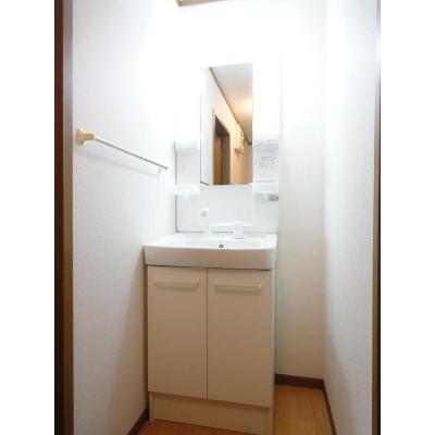 サン　ヴィレッジ 201【管理NO：1-010977301-02010】 ★家具家電は申し込み後に搬入します★ ★2026年10月下旬入居可能★の物件画像