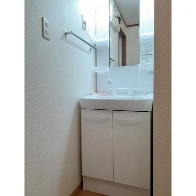 ミニヨン・ジョイフル 201【管理NO：1-009536601-02010】 ★家具家電は申し込み後に搬入します★ ★2026年10月中旬入居可能★の物件画像
