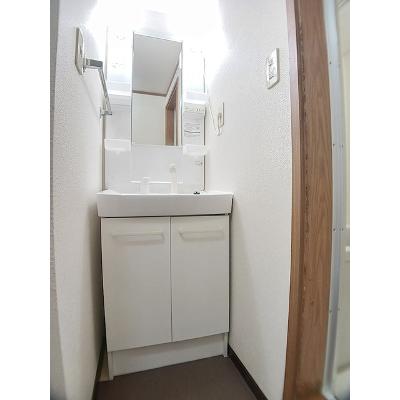 コトーＭＡＴＳＵＳＨＩＴＡ 103【管理NO：1-007156401-01030】 ★家具家電は申し込み後に搬入します★の物件画像