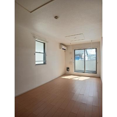 サニーヒルズ・ＴＲ　Ⅰ 201【管理NO：1-018754301-02010】 ★家具家電は申し込み後に搬入します★の物件画像