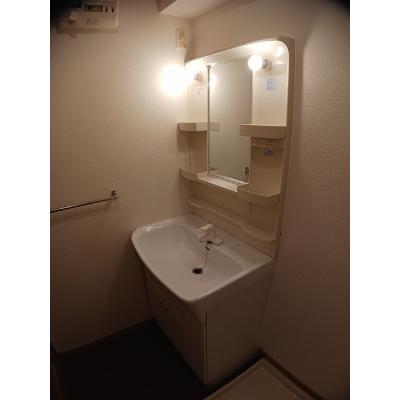 アイレックス 103【管理NO：1-014707301-01030】 ★家具家電は申し込み後に搬入します★ ★2026年10月下旬入居可能★の物件画像
