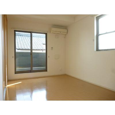 あや 201【管理NO：1-018388301-02010】 ★家具家電は申し込み後に搬入します★ ★2026年10月下旬入居可能★の物件画像
