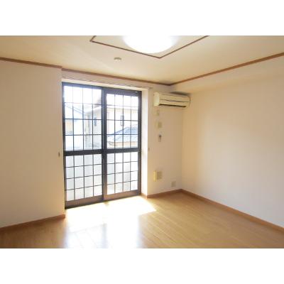 サンパピヨン 202【管理NO：1-012310501-02020】 ★家具家電は申し込み後に搬入します★ ★2026年10月中旬入居可能★の物件画像