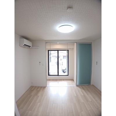 セレナーデ 101【管理NO：1-026975601-01010】 ★家具家電は申し込み後に搬入します★ ★2026年10月下旬入居可能★の物件画像