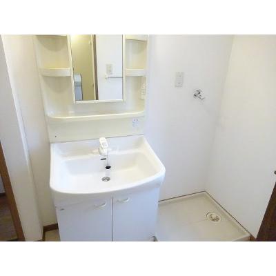 アン＆アンディ－　Ｂ 201【管理NO：1-010534502-02010】 ★家具家電は申し込み後に搬入します★ ★2026年10月下旬入居可能★の物件画像