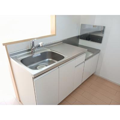 モデルンロイテ 102【管理NO：1-019020401-01020】 ★家具家電は申し込み後に搬入します★ ★2026年11月中旬入居可能★の物件画像