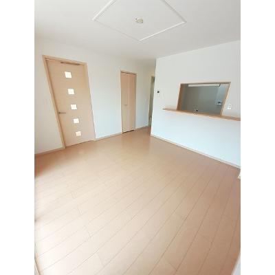 アンファミーユⅢ 102【管理NO：1-016691203-01020】 ★家具家電は申し込み後に搬入します★ ★2026年10月下旬入居可能★の物件画像