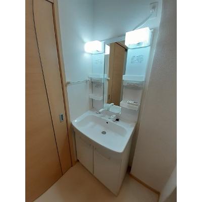 アンファミーユⅢ 102【管理NO：1-016691203-01020】 ★家具家電は申し込み後に搬入します★ ★2026年10月下旬入居可能★の物件画像