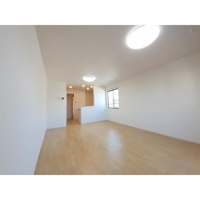 ラフォレスタコモド 201【管理NO：1-025027801-02010】 ★家具家電は申し込み後に搬入します★ ★2026年11月中旬入居可能★の物件画像
