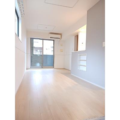エスポワール　Ⅱ 102【管理NO：1-022642802-01020】 ★家具家電は申し込み後に搬入します★の物件画像