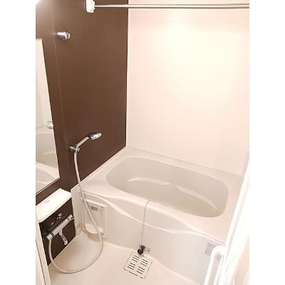 エスポワール　Ⅱ 102【管理NO：1-022642802-01020】 ★家具家電は申し込み後に搬入します★の物件画像