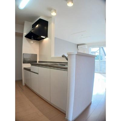 エアフォルク　Ａ 102【管理NO：1-020440501-01020】 ★家具家電は申し込み後に搬入します★ ★2026年10月下旬入居可能★の物件画像