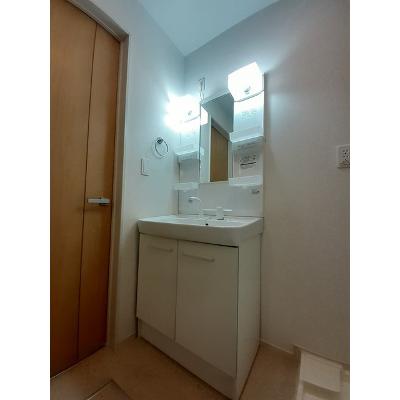 クレメント　Ａ 203【管理NO：1-021761501-02030】 ★家具家電は申し込み後に搬入します★ ★2026年10月下旬入居可能★の物件画像