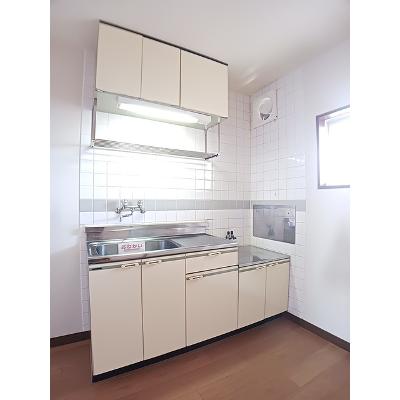 シャトレ仲 205【管理NO：1-004057801-02050】 ★家具家電は申し込み後に搬入します★の物件画像
