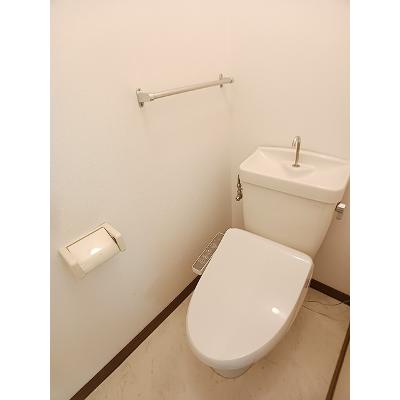 シャトレ仲 205【管理NO：1-004057801-02050】 ★家具家電は申し込み後に搬入します★の物件画像