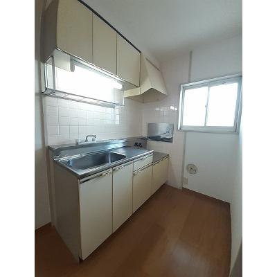アーバン落合 201【管理NO：1-004144601-02010】 ★家具家電は申し込み後に搬入します★ ★2026年11月中旬入居可能★の物件画像