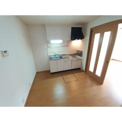 ラ・ベレッツァⅠ 102【管理NO：1-013931601-01020】 ★家具家電は申し込み後に搬入します★の物件画像