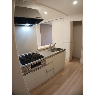 カステリア三隈 202【管理NO：1-027323401-02020】 ★家具家電は申し込み後に搬入します★ ★2026年10月下旬入居可能★の物件画像