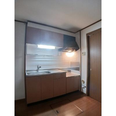 シャロン石井Ⅱ 102【管理NO：1-011697502-01020】 ★家具家電は申し込み後に搬入します★の物件画像