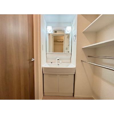 カーサ・アルバ 106【管理NO：1-026658201-01060】 ★家具家電は申し込み後に搬入します★ ★2026年11月中旬入居可能★の物件画像