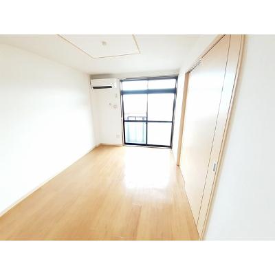 ファーテェイルアース 202【管理NO：1-005984001-02020】 ★家具家電は申し込み後に搬入します★の物件画像