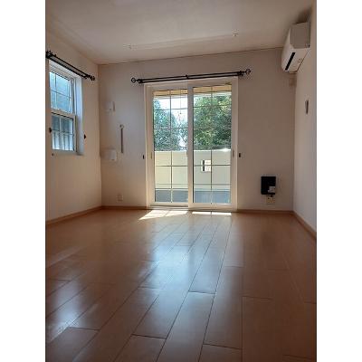 リュクセル弐番館 102【管理NO：1-016235002-01020】 ★家具家電は申し込み後に搬入します★の物件画像