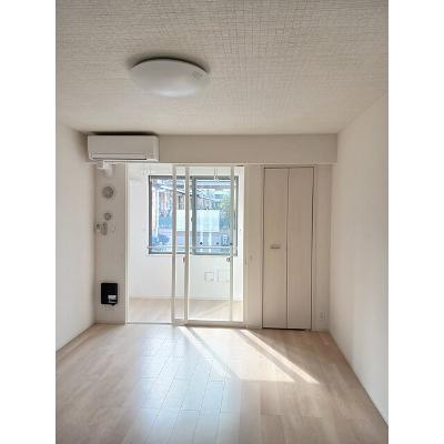 キーファー・リーフ 103【管理NO：1-028310201-01030】 ★家具家電は申し込み後に搬入します★ ★2026年11月中旬入居可能★の物件画像