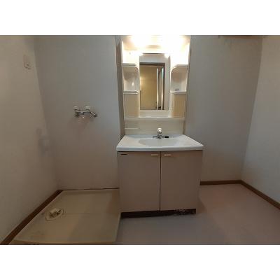 あじさい　Ⅱ 202【管理NO：1-007708602-02020】 ★家具家電は申し込み後に搬入します★の物件画像