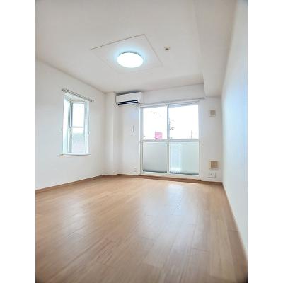 ブランシュール 201【管理NO：1-013531101-02010】 ★家具家電は申し込み後に搬入します★の物件画像