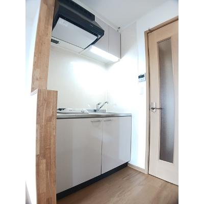 ブランシュール 201【管理NO：1-013531101-02010】 ★家具家電は申し込み後に搬入します★の物件画像