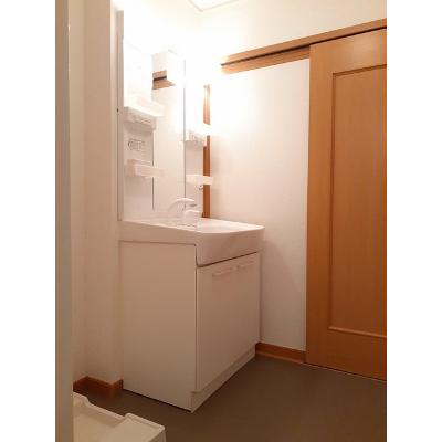 クリスタル　ティアラＢ 201【管理NO：1-015394902-02010】 ★家具家電は申し込み後に搬入します★ ★2026年11月中旬入居可能★の物件画像