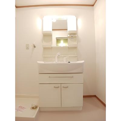 ジェルメ・アンジュ 305【管理NO：1-012788901-03040】 ★家具家電は申し込み後に搬入します★ ★2026年10月下旬入居可能★の物件画像
