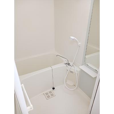 ランブロス 102【管理NO：1-014044501-01020】 ★家具家電は申し込み後に搬入します★ ★2026年11月上旬入居可能★の物件画像
