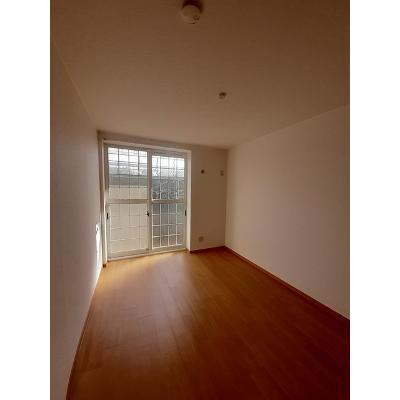 グリーンコート 102【管理NO：1-007947501-01020】 ★家具家電は申し込み後に搬入します★の物件画像