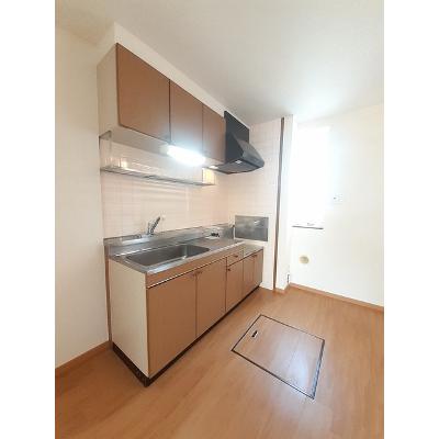 グリーンコート 102【管理NO：1-007947501-01020】 ★家具家電は申し込み後に搬入します★の物件画像
