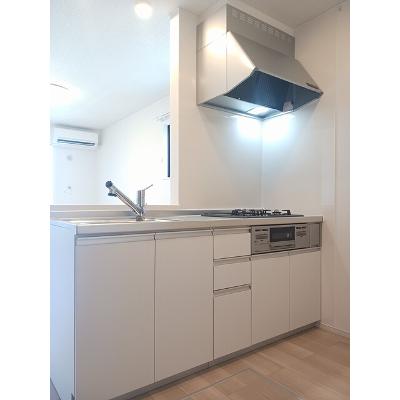 ヒカルサ境港渡町ウエスト 105【管理NO：1-027823601-01050】 ★家具家電は申し込み後に搬入します★ ★2026年11月中旬入居可能★の物件画像