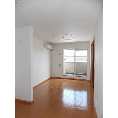 オレンジ・サンシャイン 202【管理NO：1-014497601-02020】 ★家具家電は申し込み後に搬入します★ ★2026年10月下旬入居可能★の物件画像