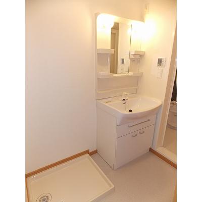 オレンジ・サンシャイン 202【管理NO：1-014497601-02020】 ★家具家電は申し込み後に搬入します★ ★2026年10月下旬入居可能★の物件画像