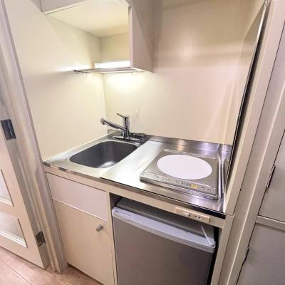 【J’sマンスリー津田沼 204】9月19日～入居可🌟厚さ20㎝超高密度ポケットコイルマットレス使用！津田沼駅まで徒歩5分！近隣に大型商業施設あり！都心・空港へのアクセス良好☆【インターネット無料】の物件画像