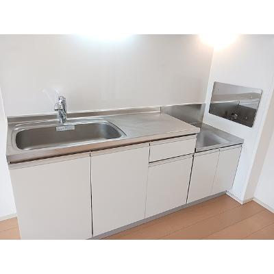 フィオーレ 101【管理NO：1-020246801-01010】 ★家具家電は申し込み後に搬入します★の物件画像