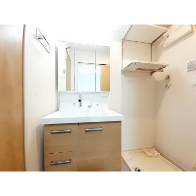 イーリスコート 105【管理NO：1-026494701-01050】 ★家具家電は申し込み後に搬入します★ ★2026年10月中旬入居可能★の物件画像