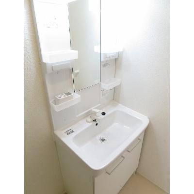 クオーレ 101【管理NO：1-021748201-01010】 ★家具家電は申し込み後に搬入します★ ★2026年10月中旬入居可能★の物件画像
