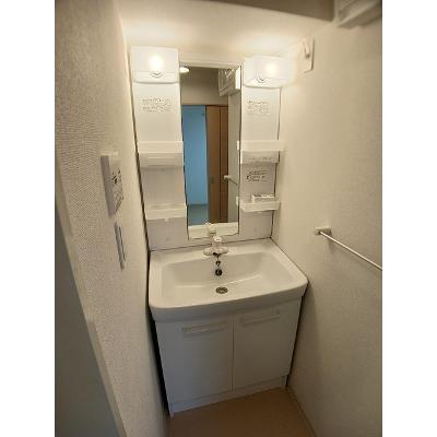 カナージュ　１０ 301【管理NO：1-019078701-03010】 ★家具家電は申し込み後に搬入します★の物件画像