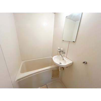 POROKARI元町駅前/ネット無料/ウォシュレット/バス・トイレ別の物件画像