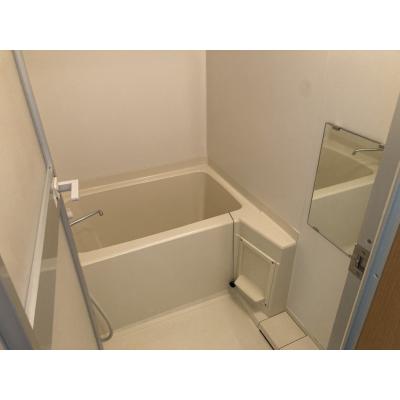 POROKARI麻生4丁目B/ネット無料/エアコンの物件画像