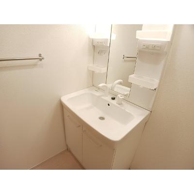プリマヴェーラⅡ 102【管理NO：1-018995201-01020】 ★家具家電は申し込み後に搬入します★の物件画像