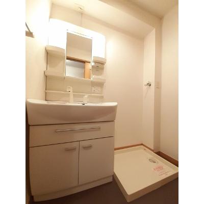サンブリック・ＫＹ 101【管理NO：1-014022801-01010】 ★家具家電は申し込み後に搬入します★の物件画像