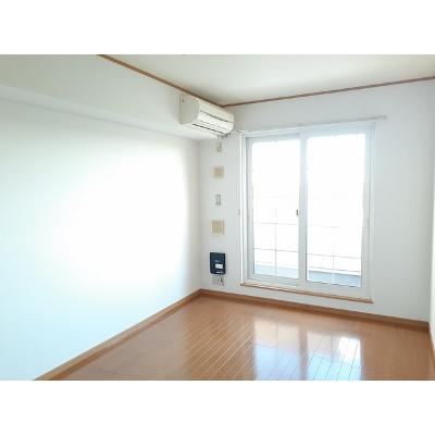 グランデ・フォレスタＣ 202【管理NO：1-013225301-02020】 ★家具家電は申し込み後に搬入します★ ★2026年10月中旬入居可能★の物件画像