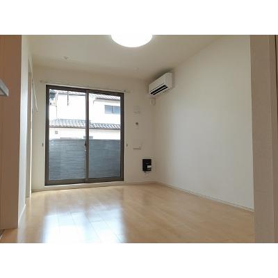 フェアリー 102【管理NO：1-021662601-01020】 ★家具家電は申し込み後に搬入します★の物件画像